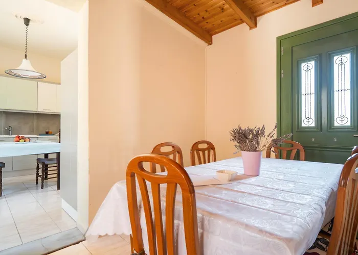 Avra Country house *